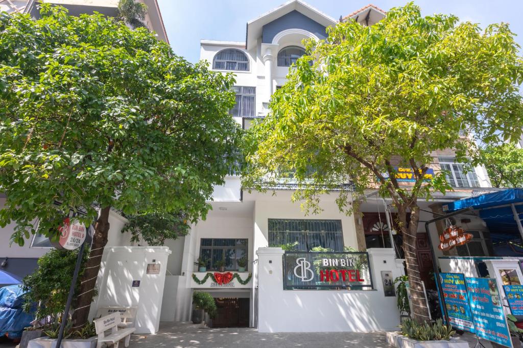 Bin Bin Hotel 9 - Near Tâm Anh Hospital – Ho Chi Minh City